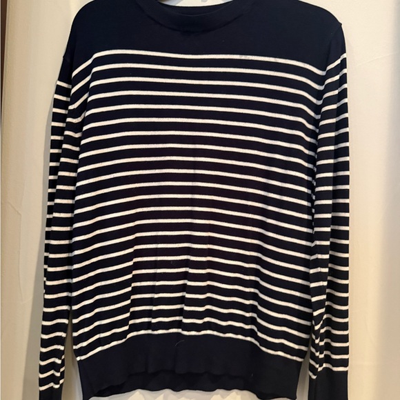 Classic Blue Women's Jeans - Picture 4 of 5